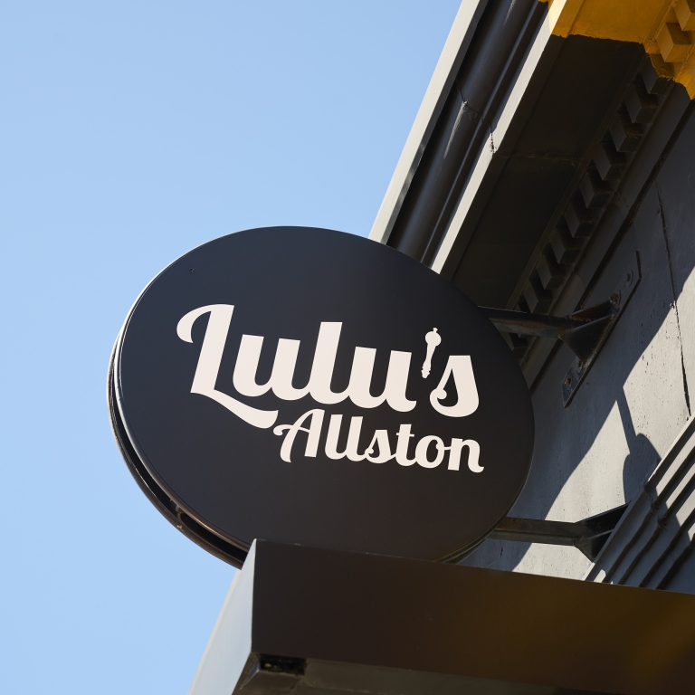Lulu's Allston sign